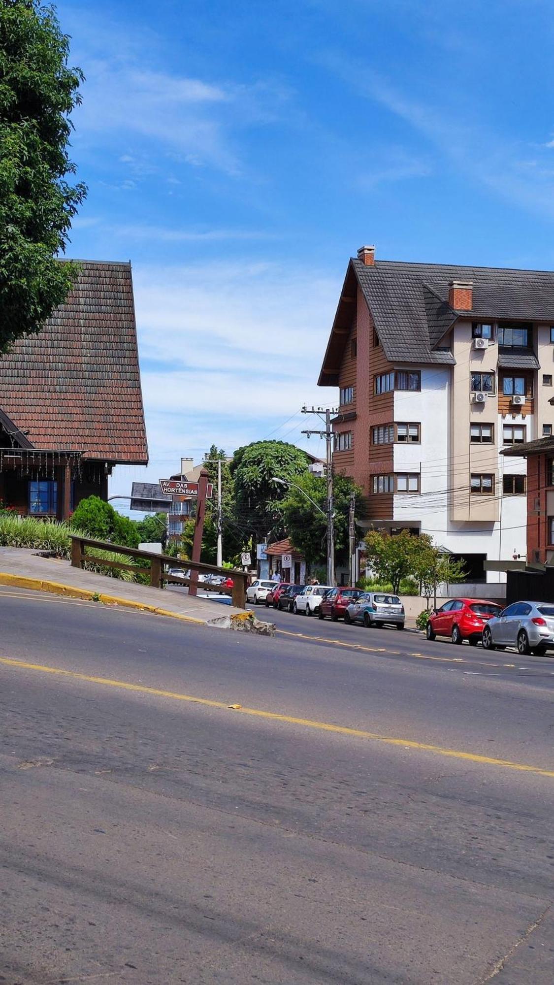 Solar Da Encosta 305 - Espaco E Conforto No Centro Gramado Exteriér fotografie